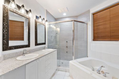 1347 Sedgwick St, Chicago IL  60610-1818 exterior