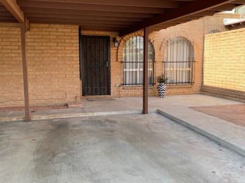 416 Calle Lindero, Tucson, AZ 85704-3918