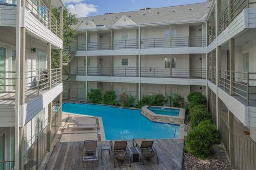 4111 Cole Ave, Dallas TX 75204-2014 exterior