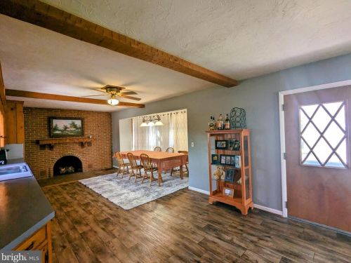 518 Diller Rd, Hanover PA  17331-4805 exterior