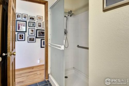 1418 Deer Trl Rd, Boulder CO 80302-9422 exterior