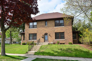 2200 Jarvis St, Milwaukee, WI 53211-2148