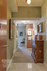 501 Clinton St, Chicago IL  60607-3801 exterior