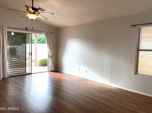 17420 2nd Ave, Phoenix AZ  85023-6573 exterior