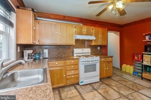 1333 Dayton St, Camden NJ 08104-2015 exterior