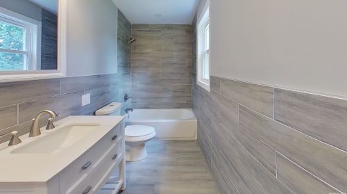 108 2 St, Huntington Station NY 11746-1565 exterior