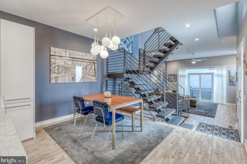 1112 17 St, Philadelphia PA 19146-4717 exterior