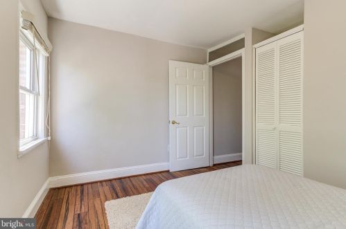 2617 13th St, Washington DC 20009-5359 exterior