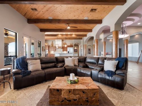 39618 12 St, Phoenix AZ 85086-8850 exterior