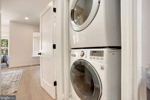 308 T St, Washington DC 20001-1843 exterior