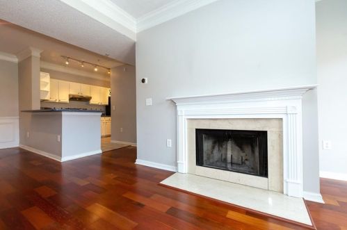 955 Juniper St, Atlanta GA  30309-5123 exterior