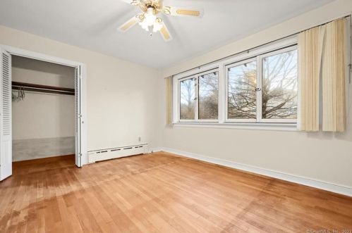 51 Lyons Plains Rd, Westport CT 06880-1305 exterior