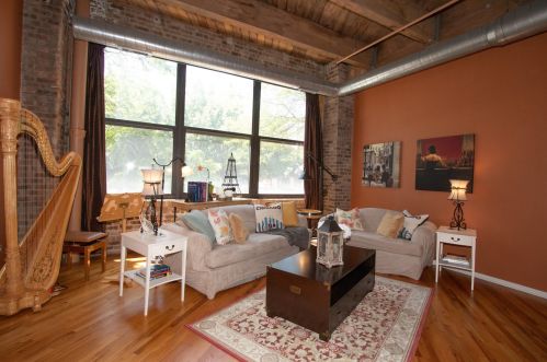 1040 Adams St, Chicago IL 60607-2912 exterior