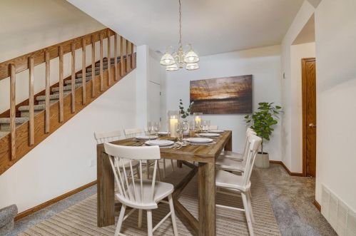 6014 Dell Dr, Madison WI  53718-8200 exterior