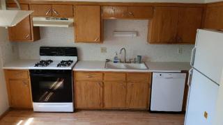 4111 91st St, Milwaukee WI  53222-2221 exterior