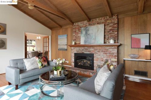 1060 Overlook Rd, Berkeley CA 94708-1712 exterior