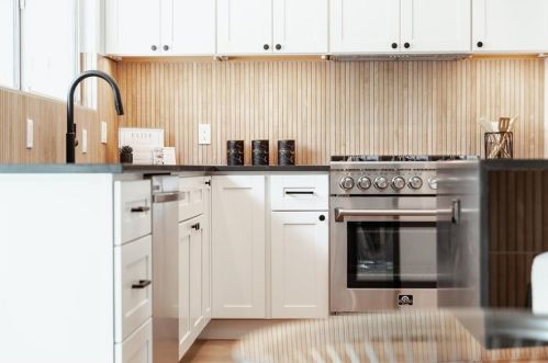 1619 Chippeway Ln, Austin TX  78745-3722 exterior