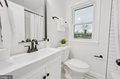 504 Glendale Ave, Alexandria VA 22301-1602 exterior