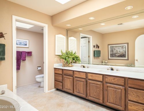 900 Camino Corrida, Tucson AZ 85704-7652 exterior