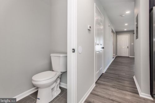 1915 Franklin St, Philadelphia PA 19122-2015 exterior