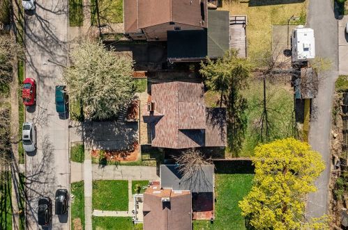 1238 Justine St, Pittsburgh PA  15204-2406 exterior