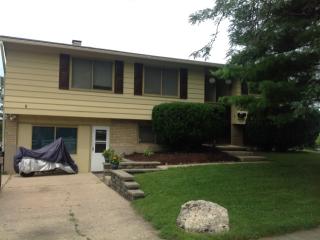 1710 Indiana St, Saint Charles IL  60174-2532 exterior