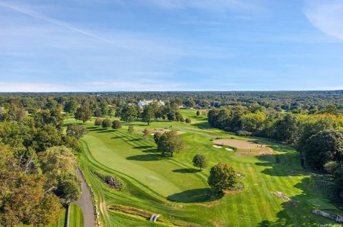 3 Fairfield Rd, Greenwich CT 06830-4872 exterior