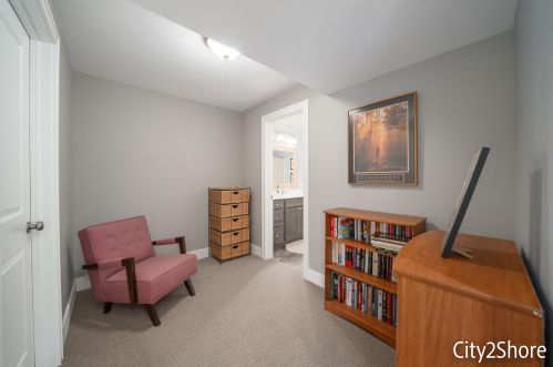 6711 Burlingame Ave, Byron Township MI 49315-9335 exterior