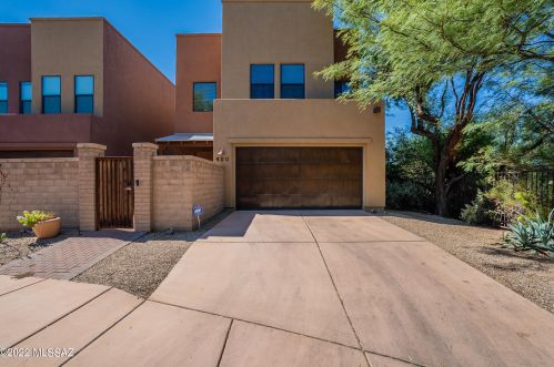 150 Castlefield Cir, Tucson AZ  85704-5783 exterior