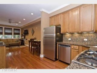 2144 Concord Pl, Chicago IL  60647-8405 exterior