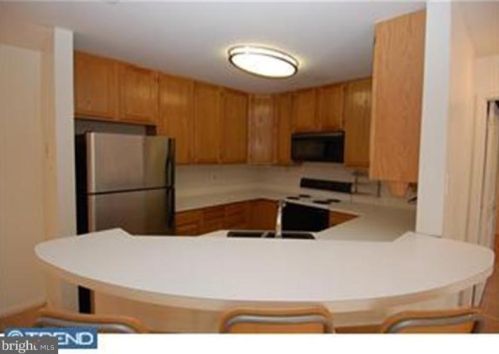 2205 Foxmeadow Dr, Limerick PA 19468-1503 exterior