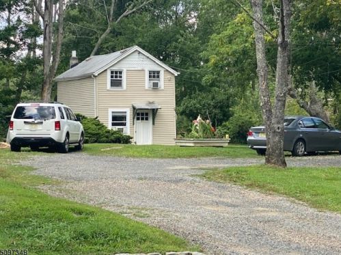 41 Calais Rd, Dover NJ 07869-3531 exterior