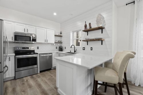 3929 Maple Grove Dr, Madison WI  53719-1842 exterior