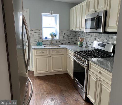 334 Cantrell St, Philadelphia PA  19148-3320 exterior