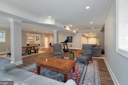 11720 Centurion Way, Rockville MD 20854-6420 exterior