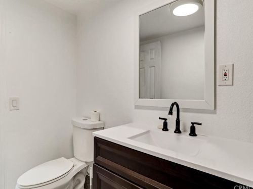 24 A St, Perris CA 92570-1962 exterior