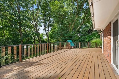 309 Highland Pne Ct, Pittsburgh PA 15237-2019 exterior