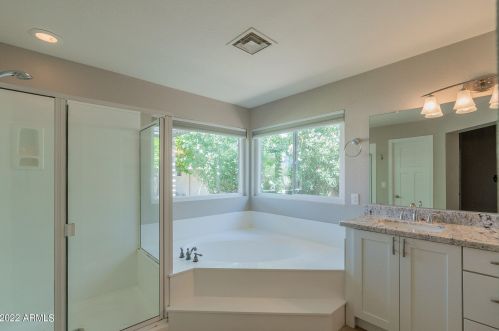 4198 Kent Dr, Chandler AZ 85224-3904 exterior