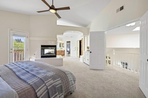 127 Conductor Way, Folsom CA 95630-8022 exterior