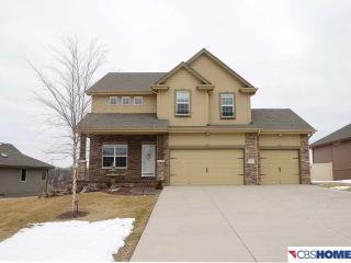 9313 24th St, Omaha NE  68110-1016 exterior