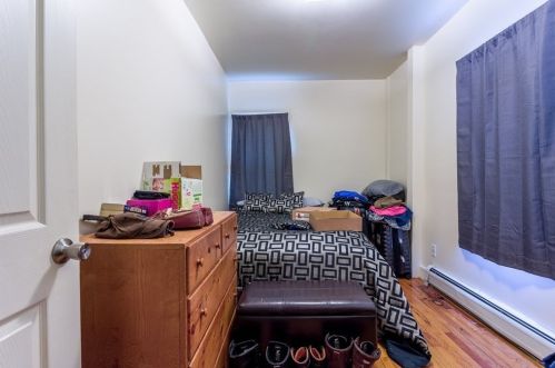 48 Pleasant St, Ware MA 01082-1217 exterior