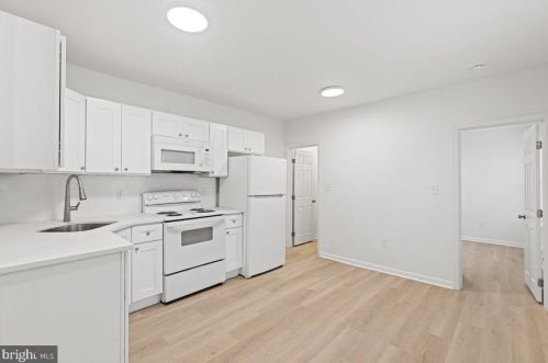 1602 17 St, Philadelphia PA 19132-3930 exterior