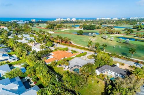 626 Golf Dr, Naples FL 34102-0053 exterior