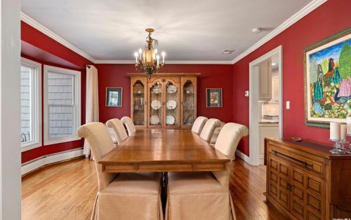 103 Buttonwood Dr, Huntington Station NY 11746-4803 exterior