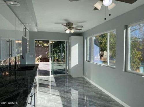 6735 10 St, Phoenix AZ 85086-0912 exterior