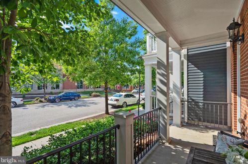 715 Alfred St, Alexandria VA 22314-1825 exterior