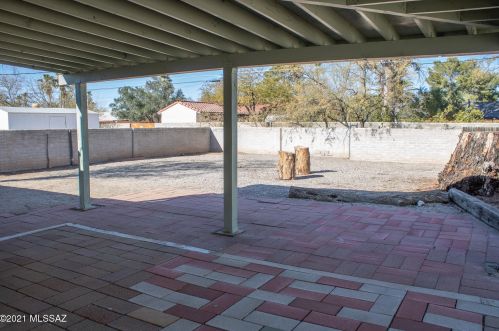 4047 Timrod St, Tucson AZ 85711-4255 exterior