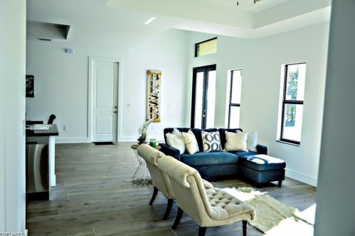 4040 58 Ave, Naples FL 34120-2656 exterior