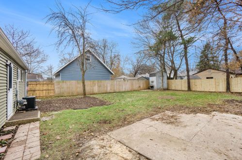 3112 Emerald Dr, Kalamazoo MI  49001-4537 exterior