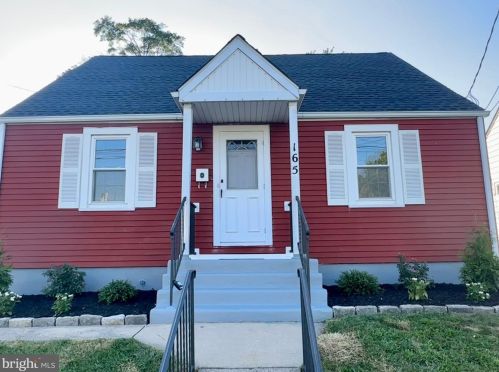 165 Irvington Pl, Trenton NJ  08610-3910 exterior